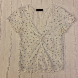 Brandy Melville Gina Top